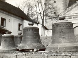 1942_rekvirovani_zvonu2